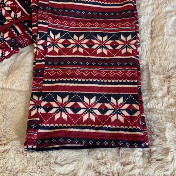 Brand new Nautica navy & burgundy 2 piece pajama set!! - Picture 9 of 9